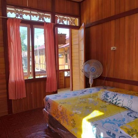 Bunaken Guesthouse Exterior foto