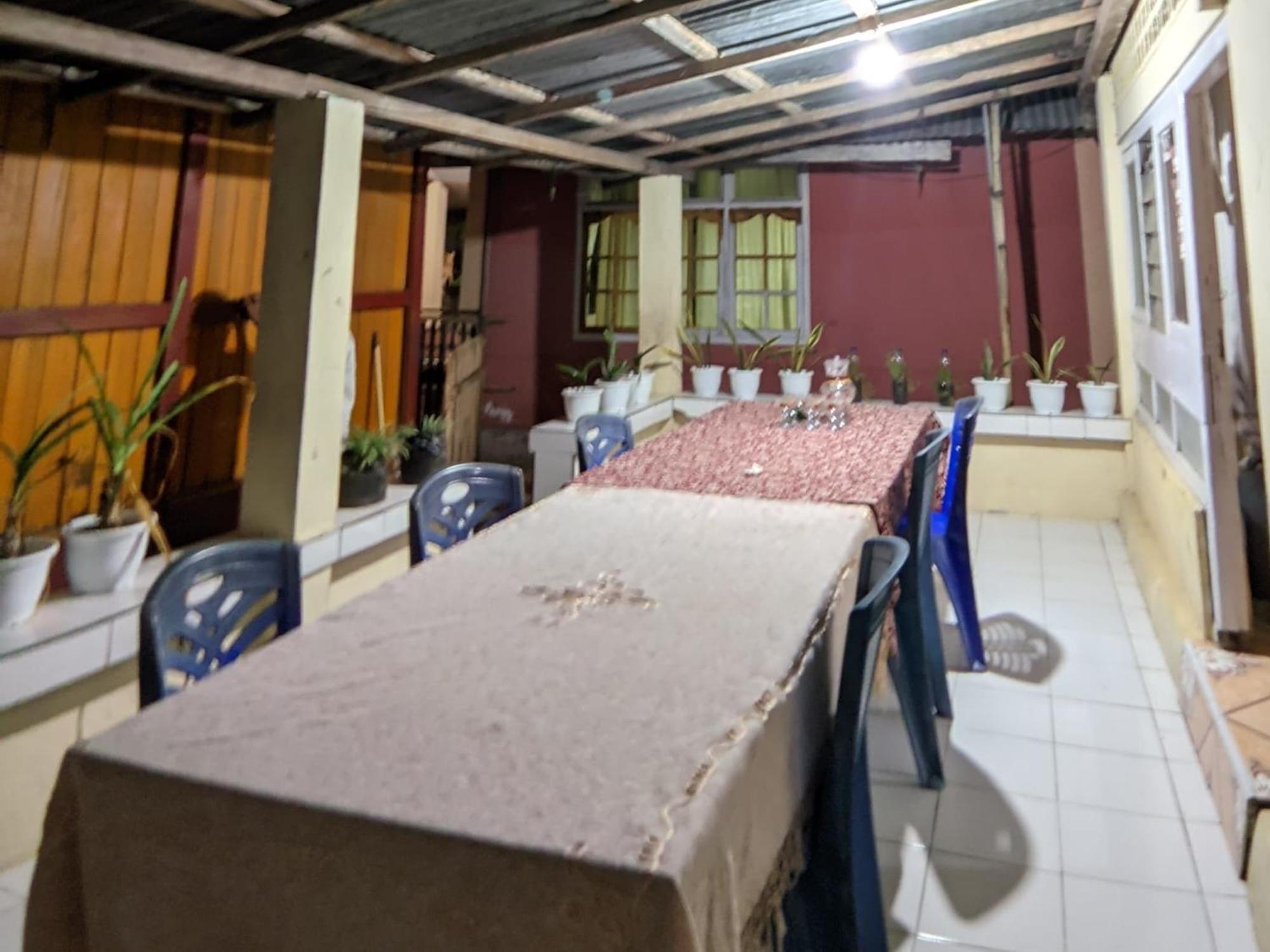 Bunaken Guesthouse Exterior foto
